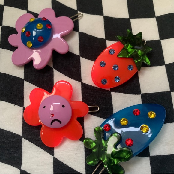 Chunks Accessories Gentle Thrills X Chunks Hair Clips Set Of Four